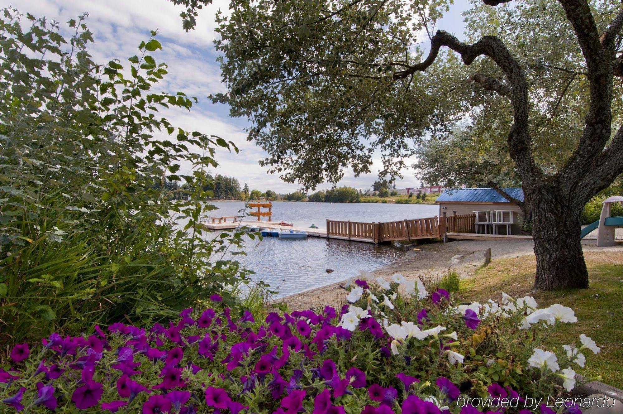 Inn On Long Lake Nanaimo Kültér fotó